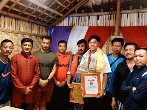 नेपाली राष्ट्रिय फुटबल टिमका मिडफिल्डर धरानका लकेन लिम्बु सम्मानित 
